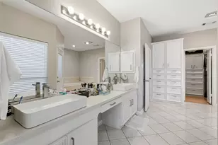 7927 Wolfield Ln, Houston, TX 77071 - Photo 13