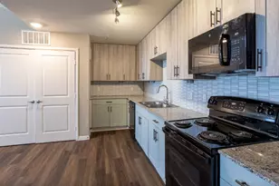 3300 Oak Creek Dr, Austin, TX 78727 - Photo 9