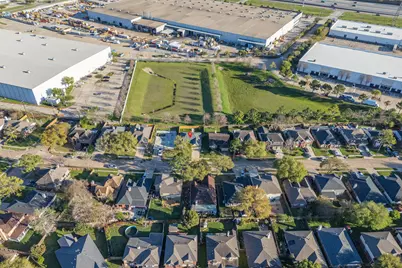 5519 Imperial Grove Drive, Houston, TX 77066 - Photo 7