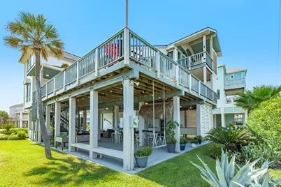 4210 Campeche Drive, Galveston, TX 77554 - Photo 9