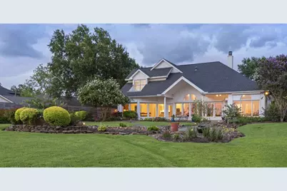 422 S Burnett Drive, Baytown, TX 77520 - Photo 9