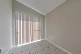 3215 Kelling St, Houston, TX 77045 - Photo 5