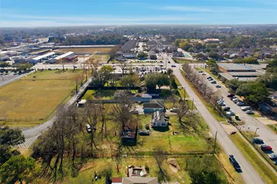 7512 Van Ness Street, Houston, TX 77037 - Photo 5