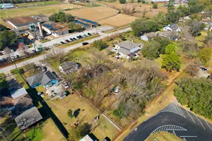 7512 Van Ness St, Houston, TX 77037 - Photo 9