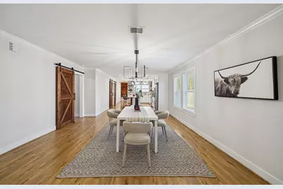 1502 Des Jardines Street, Houston, TX 77023 - Photo 9