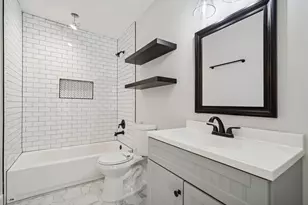 1502 Des Jardines St, Houston, TX 77023 - Photo 29