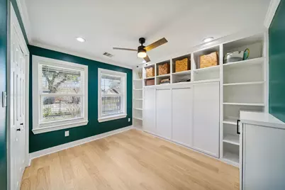 1502 Des Jardines Street, Houston, TX 77023 - Photo 23