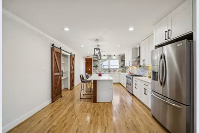 1502 Des Jardines Street, Houston, TX 77023 - Photo 13