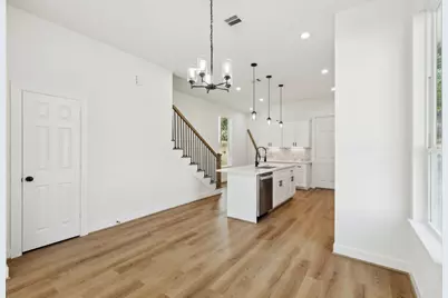 418 Delaware St, Houston, TX 77029 - Photo 1