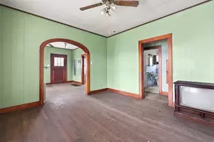 5127 Bernardo De Galvez, Galveston, TX 77551 - Photo 11