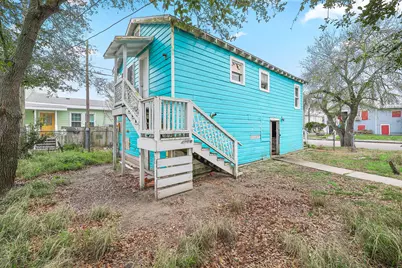 5127 Bernardo De Galvez, Galveston, TX 77551 - Photo 27