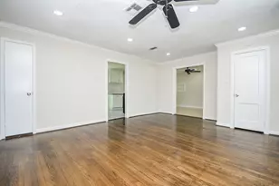 7419 Jalna St, Houston, TX 77055 - Photo 11