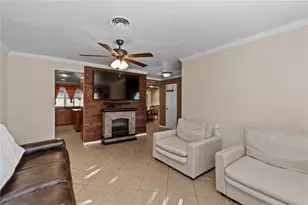 2303 Belvedere Dr, Baytown, TX 77520 - Photo 7