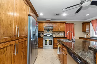 2303 Belvedere Drive, Baytown, TX 77520 - Photo 13