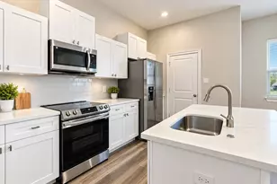 504 Nursery Rd, The Woodlands, TX 77380 - Photo 13
