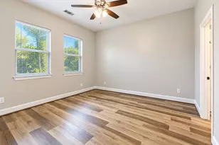 504 Nursery Rd, The Woodlands, TX 77380 - Photo 17
