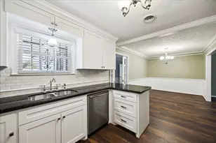 1115 Post St, Houston, TX 77022 - Photo 11