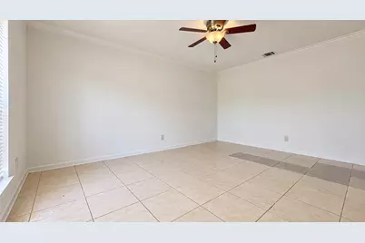 11630 Sageglen Drive, Houston, TX 77089 - Photo 7