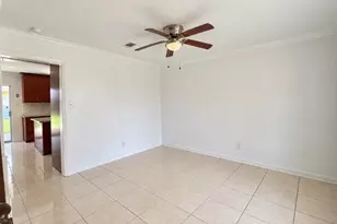11630 Sageglen Dr, Houston, TX 77089 - Photo 3