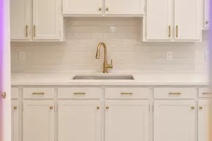 7818 Grove Ridge Dr, Houston, TX 77061 - Photo 3