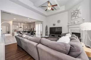 11310 Thompson Bend Dr, Humble, TX 77396 - Photo 9