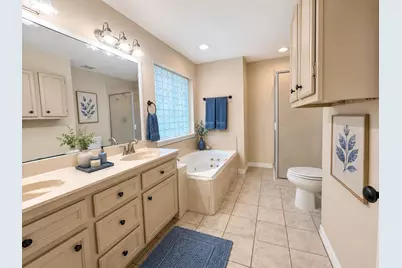 2204 Springwood Dr, Brenham, TX 77833 - Photo 15
