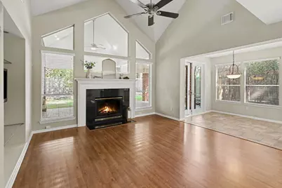 42 S Peaceful Canyon Circle, The Woodlands, TX 77381 - Photo 5