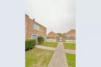 4166 Belle Park Drive #4166, Houston, TX 77072 - Photo 3