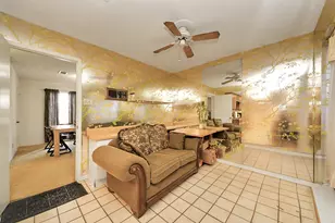 7728 Challie Ln, Houston, TX 77088 - Photo 5