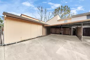 7728 Challie Ln, Houston, TX 77088 - Photo 25