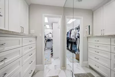 2555 Bering Drive #11, Houston, TX 77057 - Photo 17