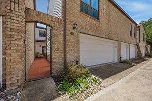 2555 Bering Dr, Houston, TX 77057 - Photo 23