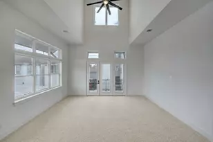 1537 W 24th St, Houston, TX 77008 - Photo 5