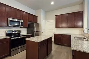 130 Wickersham, Conroe, TX 77304 - Photo 7