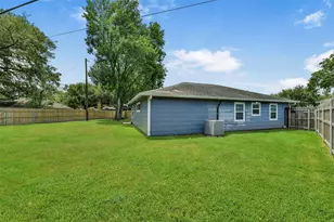 1125 Grace St, Deer Park, TX 77536 - Photo 29