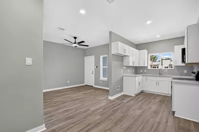 306 Bolden Street #B, Houston, TX 77029 - Photo 5
