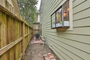 1611 Oakdale St, Houston, TX 77004 - Photo 39