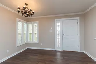 1611 Oakdale St, Houston, TX 77004 - Photo 9