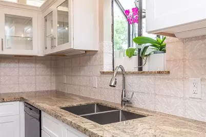 1611 Oakdale Street, Houston, TX 77004 - Photo 17