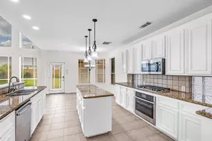 10023 Katherine Ct, Houston, TX 77089 - Photo 13