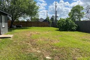 614 S Erwin St, Brazoria, TX 77422 - Photo 35