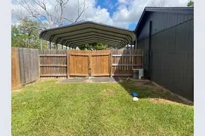 614 S Erwin St, Brazoria, TX 77422 - Photo 39
