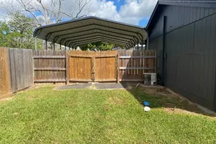 614 S Erwin St, Brazoria, TX 77422 - Photo 39