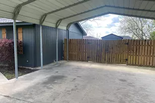 614 S Erwin St, Brazoria, TX 77422 - Photo 5