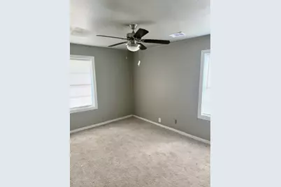 6111 Doulton Drive, Houston, TX 77033 - Photo 5