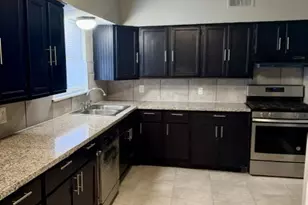 6111 Doulton Dr, Houston, TX 77033 - Photo 11