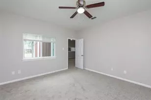 11313 Red Creek Cir, Corpus Christi, TX 78410 - Photo 15