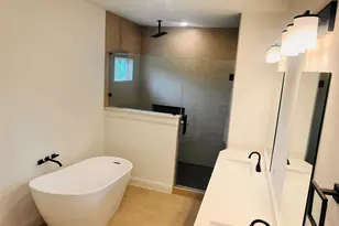 1528 Armada Dr, Houston, TX 77091 - Photo 11