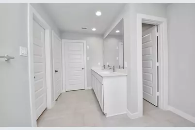 14806 Freestone Plum Ct, Houston, TX 77049 - Photo 19