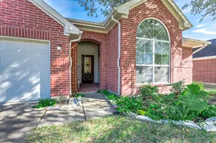 6210 Newbury Dr, Katy, TX 77449 - Photo 5